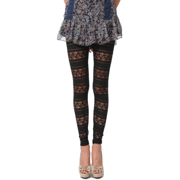 Boutique Other - WOW FACTOR!  Black Lace Detail Tights